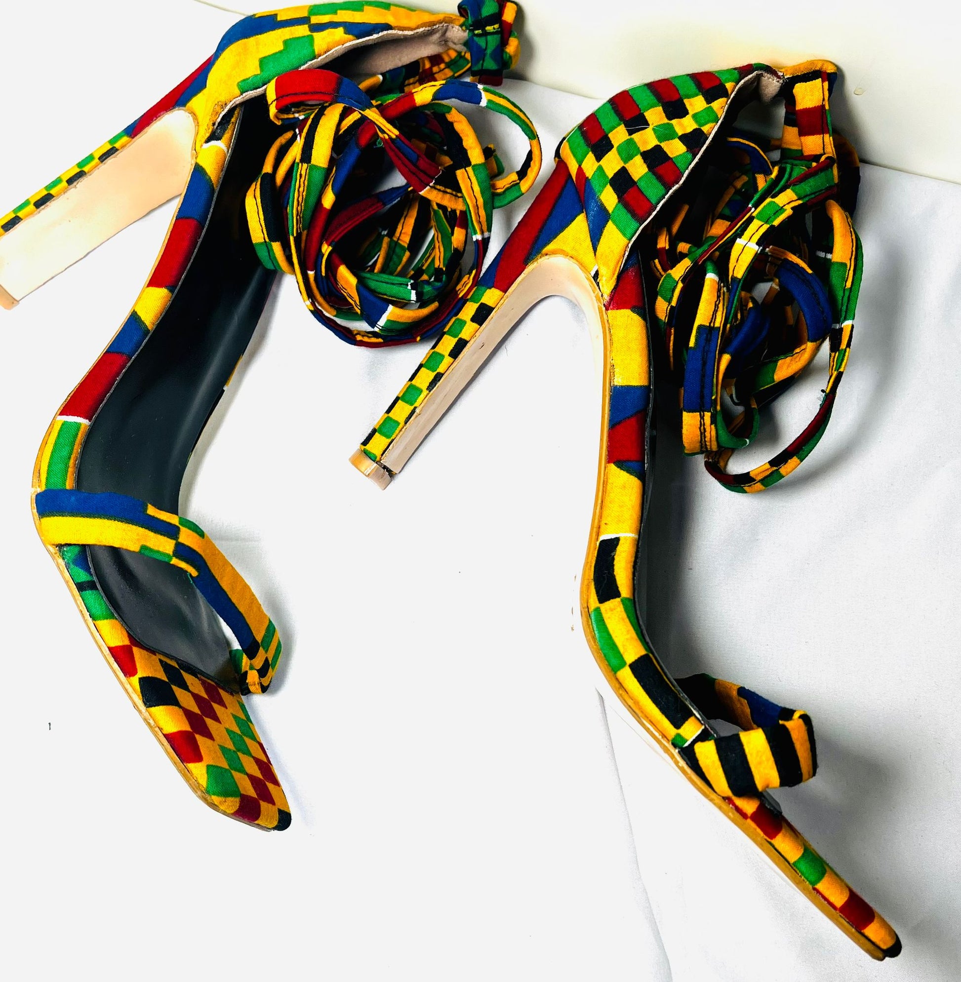KENTE PRINT TIED ANKLE THIN HEELS